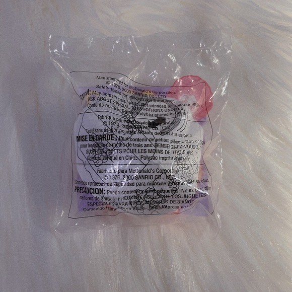 🎉3/$30 Brand NEW Vintage 2000s Sealed McDonald's x Sanrio Happy Meal Toy #9 - Picture 2 of 5